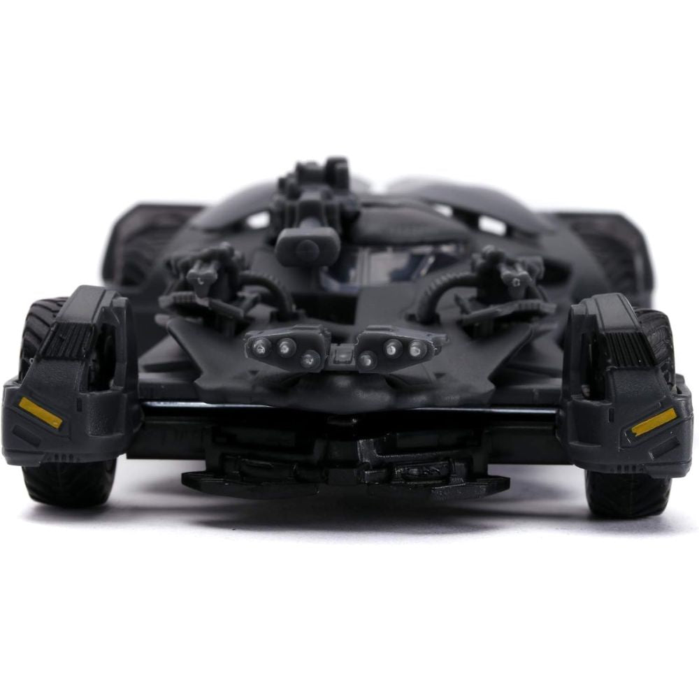 Jada Toys Batman 1:32 Justice League Batmobile with Figure