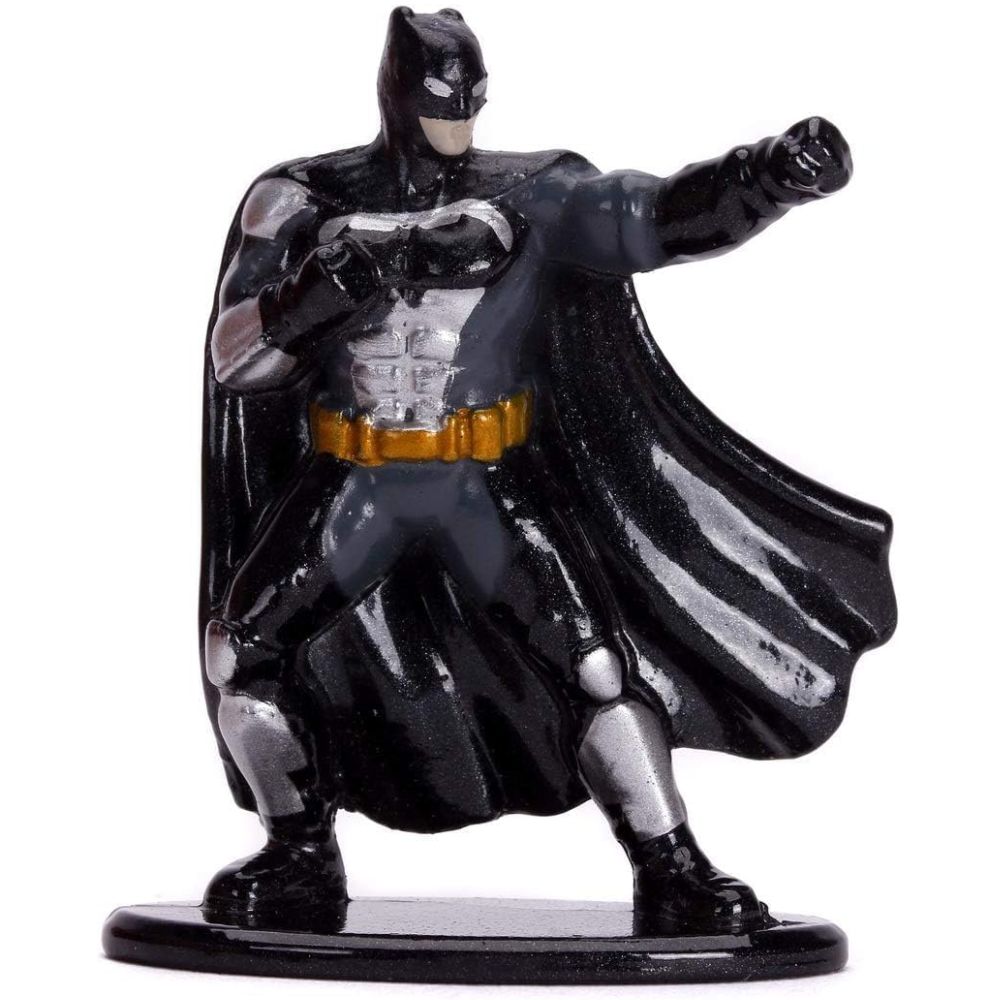 Jada Toys Batman 1:32 Justice League Batmobile with Figure