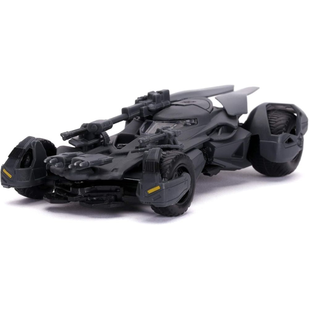 Jada Toys Batman 1:32 Justice League Batmobile with Figure