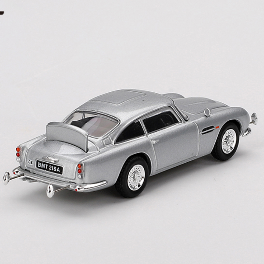 Aston Martin DB5 “Goldfinger”
