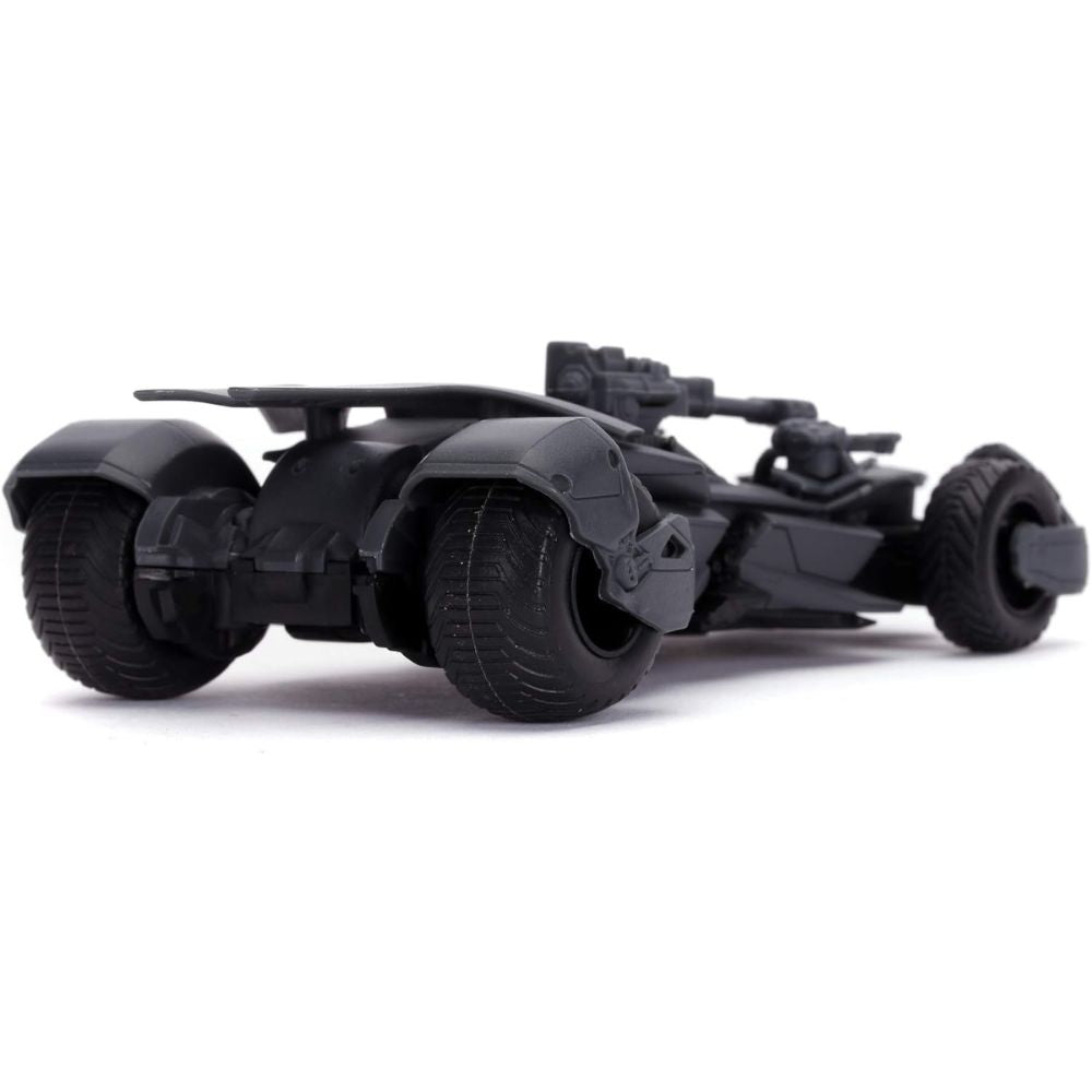 Jada Toys Batman 1:32 Justice League Batmobile with Figure