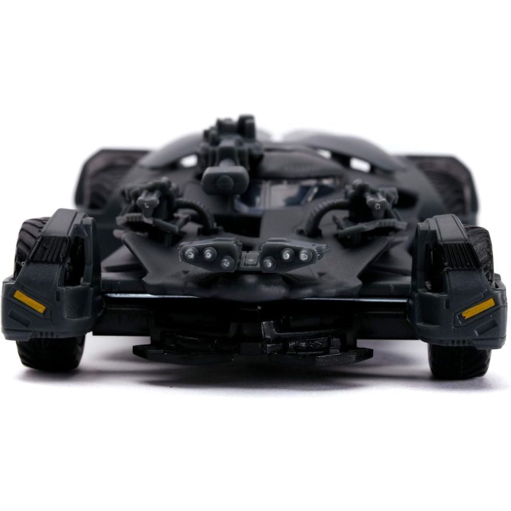 Jada Toys Batman 1:32 Justice League Batmobile with Figure